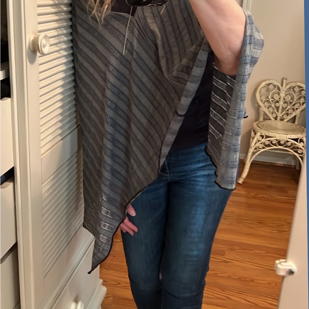 Boho Poncho Wrap - Picture 6 of 7